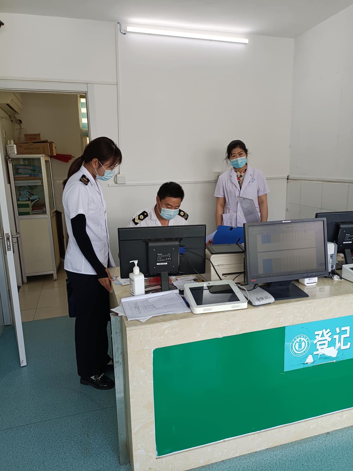 照片.jpg 照片.jpg