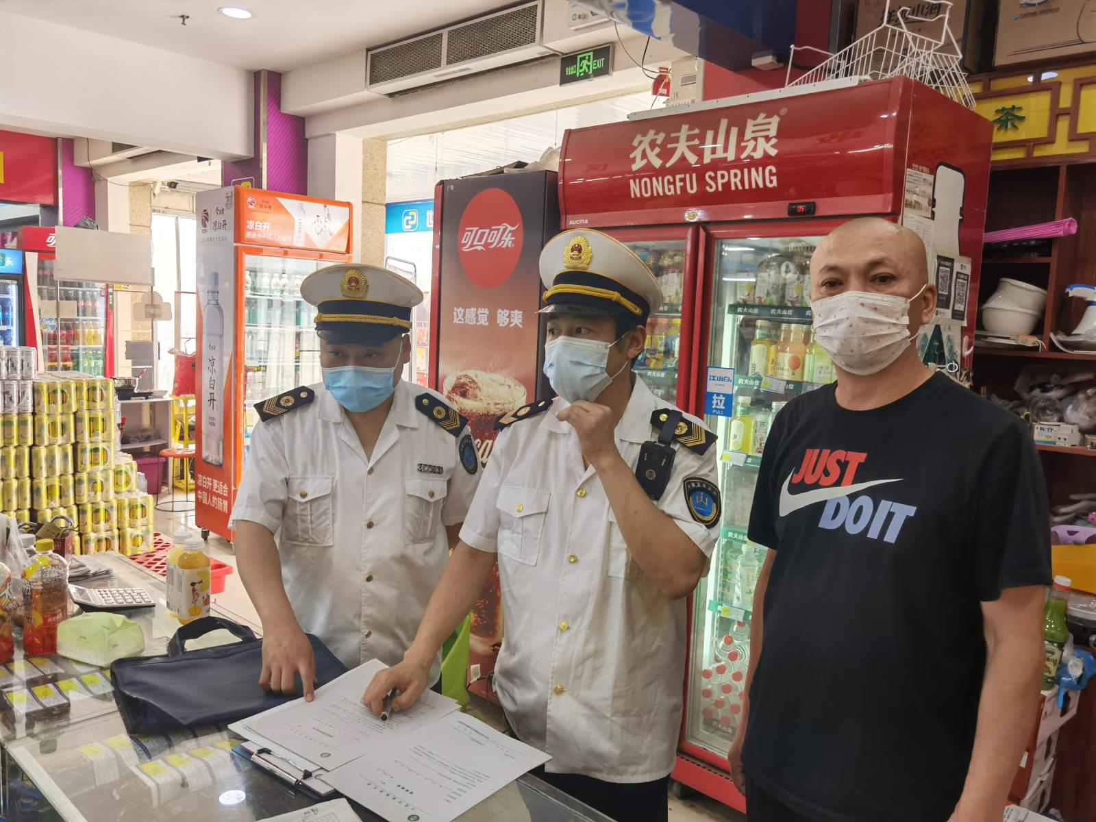 丰县开展商贸领域疫情防控及安全生产联合执法行动 (29029)_看图王.jpg