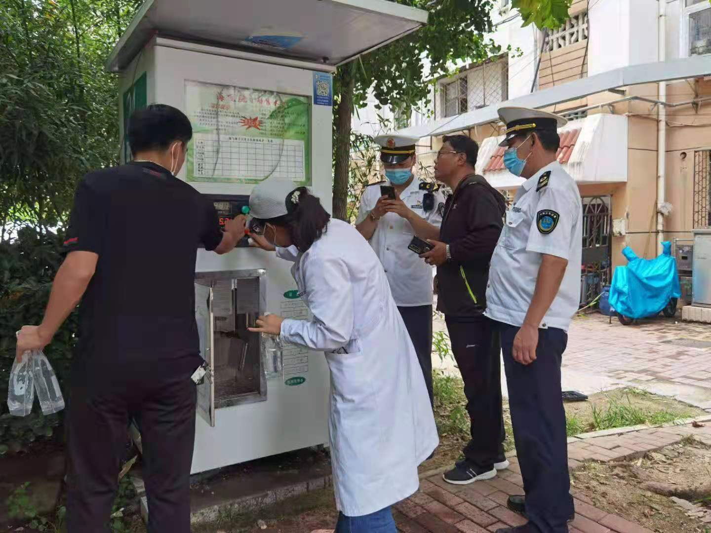 云龙区卫生监督所开展现制现售饮用水专项监督检查 (21267)_看图王.jpg