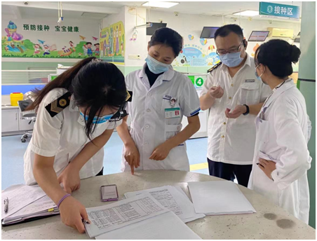 8 鼓楼区卫生监督所开展预防接种单位专项督导检查工作刘若钶.png