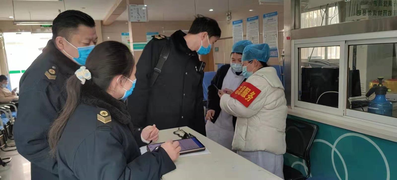 8强化监督检查 落实防控责任仲委.jpg