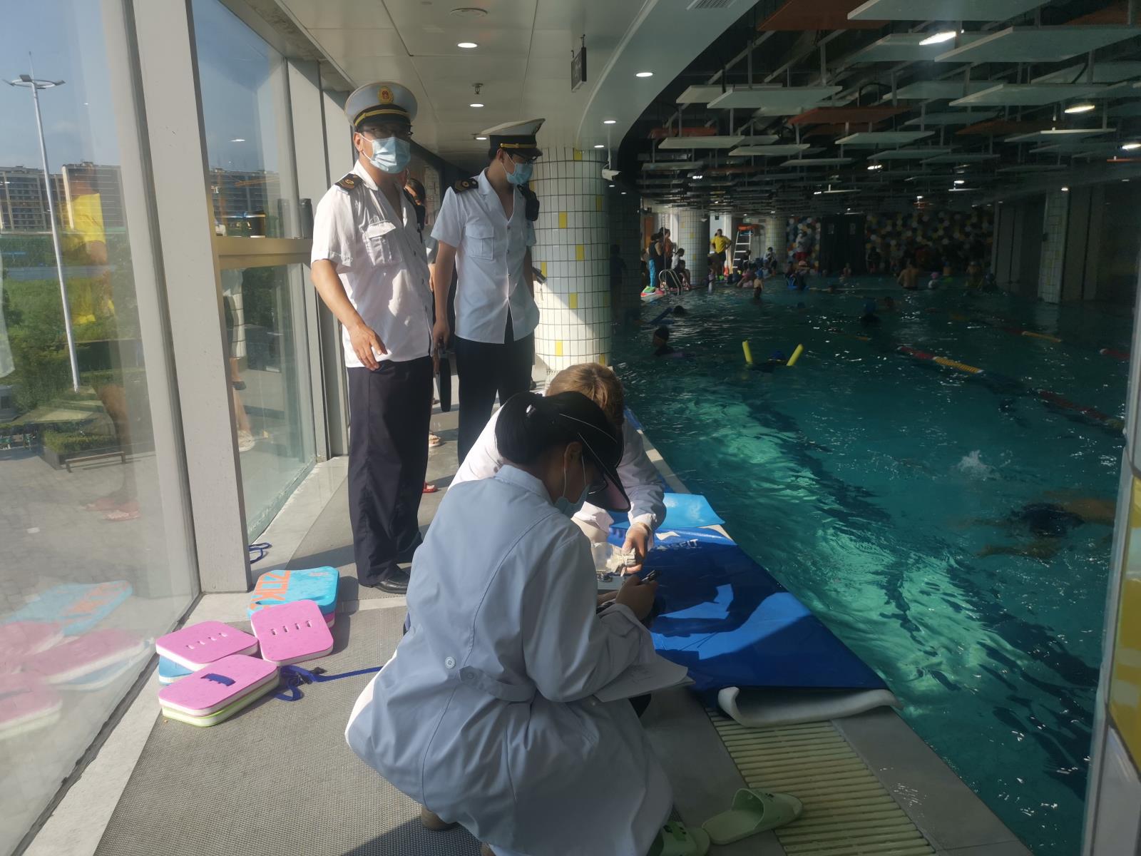 云龙区开展游泳场所暑期专项检查行动.jpg