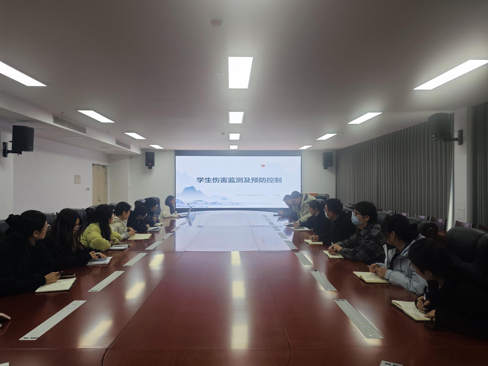 图片4.jpg 图片4.jpg